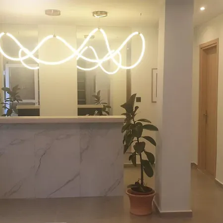 Elegant 3*