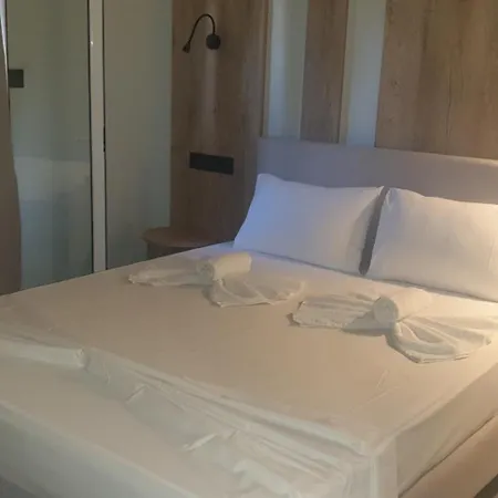 Aparthotel Elegant *